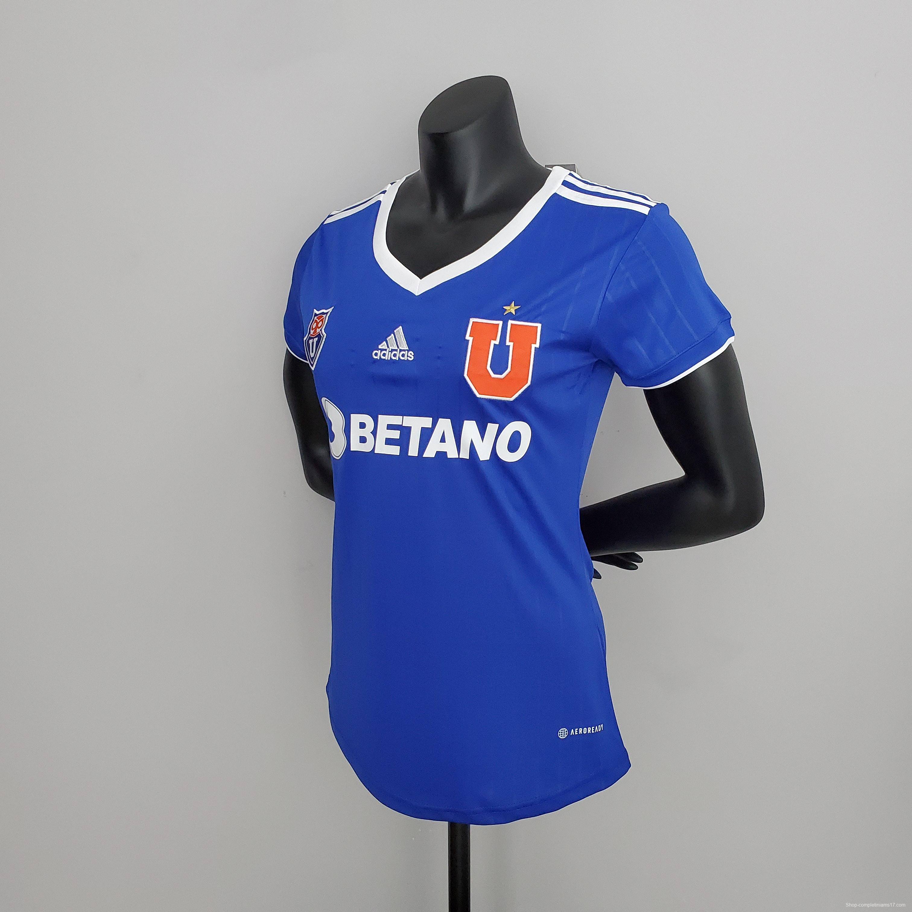 22/23 Universidad de Chile home