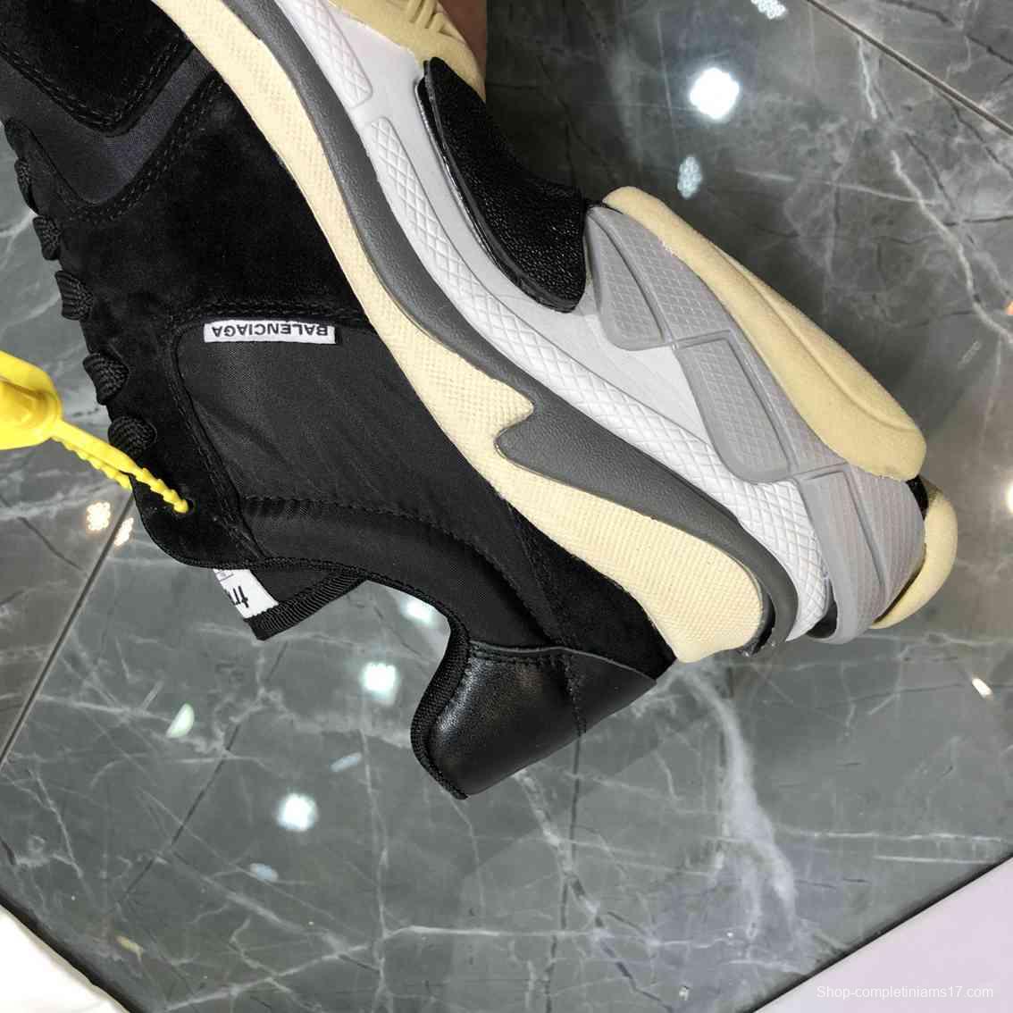 Men/Women Balenciaga Triple S Sneaker Black Item 6380340