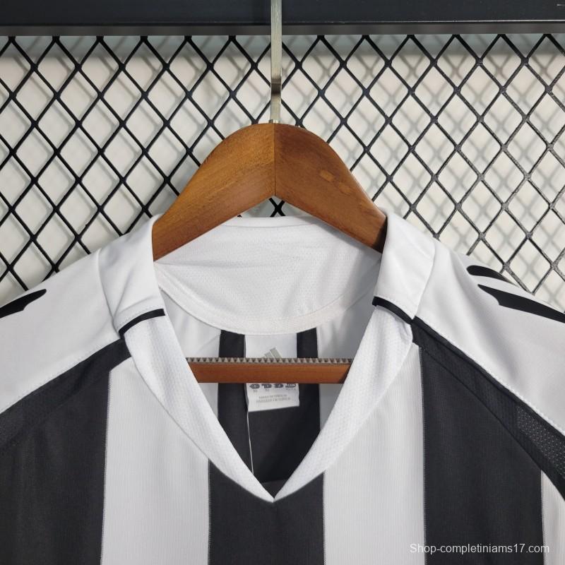 Retro 04-06 Newcastle United Home Jersey