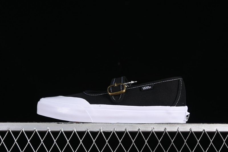 Vans Mary Jane Retro Canvas Shoes in Black - VN000CRR6BT