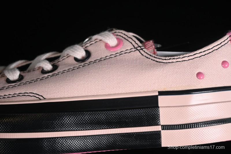 Converse Chuck 70s Low-Top Casual Sneakers with Black-Pink Chain Design - A09542C