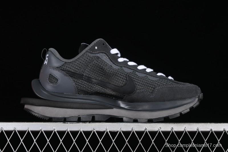 Nike Sacai VaporWaffle 3.0 Fashion-Forward Casual Sneakers - CV1363-105