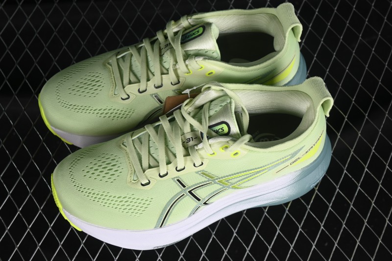 Asics Gel-Kayano 31 Running Shoes with Enhanced Cushion and Breathable Design - 1011B867-300
