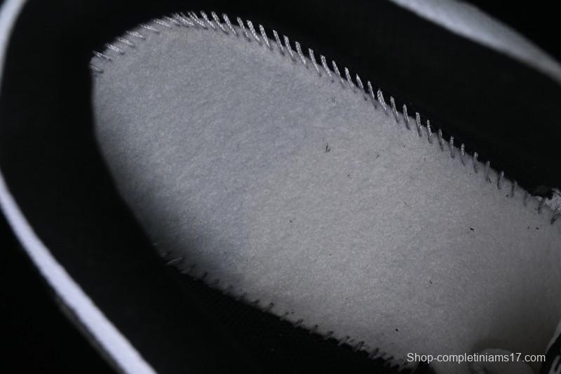 Nike Air Max 90 Retro Running Shoes with Air Cushion Technology - CN8490-101