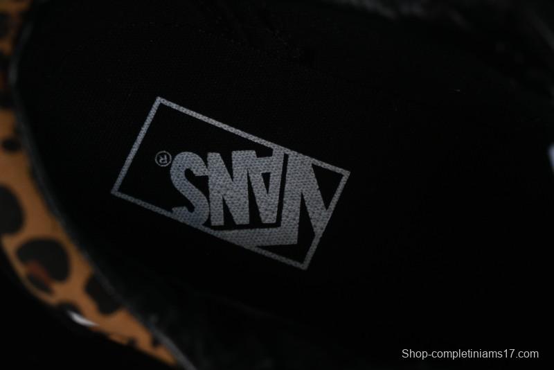 Vans Old Skool Classic Retro Low-Top Canvas Sneakers with Leopard Print and Slip-Resistant Sole - VN000CR5CJK