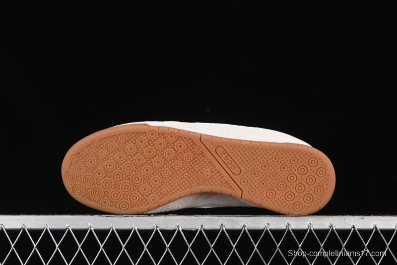 New Balance RC42 Series Retro Football Training Casual Sneakers - URC42EA