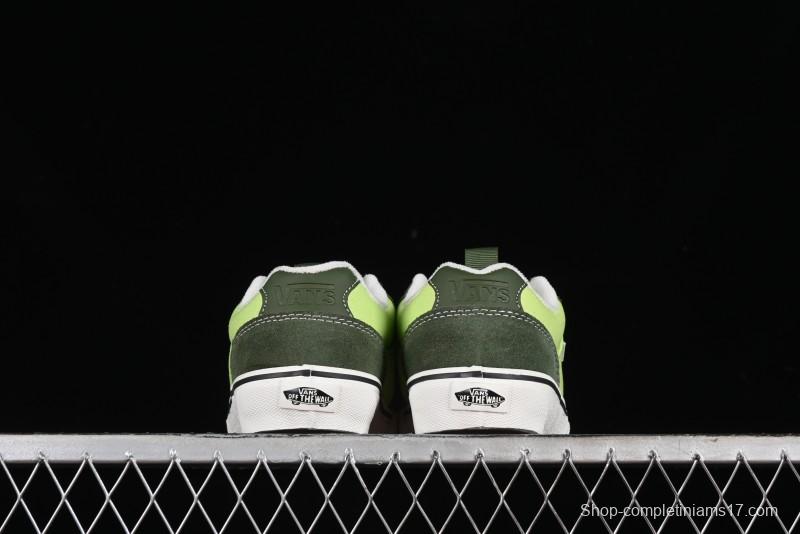 Vans Chukka Push Low-Top Skate Shoes with Slip-Resistant Sole in Apple Green - VN0008ZE08P