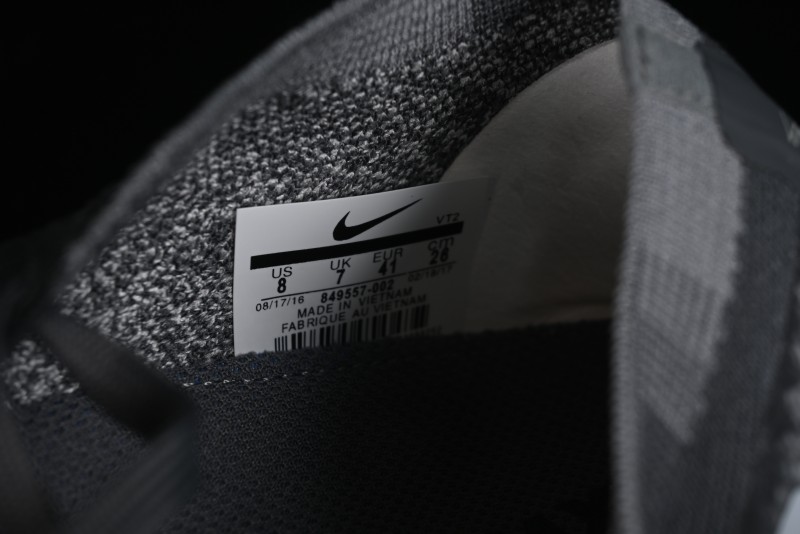 Nike Vapormax Flyknit Breathable Casual Running Shoes with Full-Length Air Cushion - 849557-002