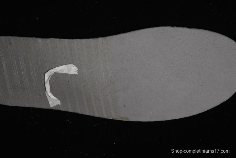 Nike Dunk Low SB Skateboarding Shoes in Black/White/Gold Colorway - FB9109-111