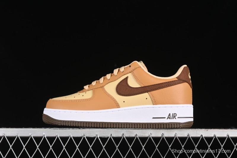 Nike Air Force 1 '07 Low Casual Sneakers with Full-Length Air Cushion - HQ3905-200