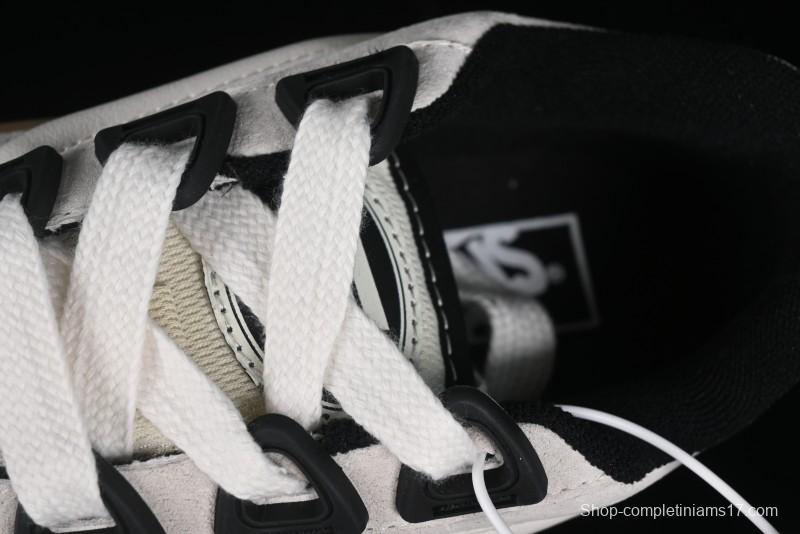 Vans Classics Knu Skool Retro Sneakers with Enlarged Toe and Thickened Tongue - VN000CZUVE1