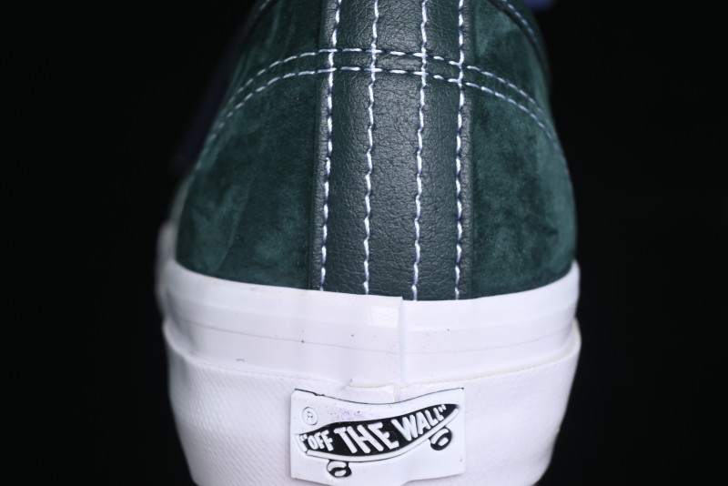 Vans Sk8-Mid Reissue 83 Premium Suede Retro Skate Shoes - VN0007QZPRM