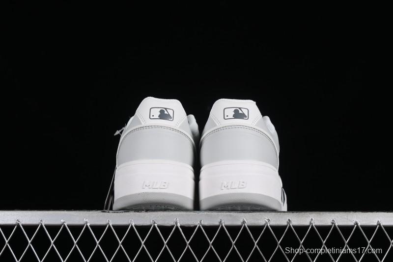 MLB Chunky Liner Basic New York Yankees Height Increasing Thick Sole Casual Sneakers - 3ASXCA12N50GRL