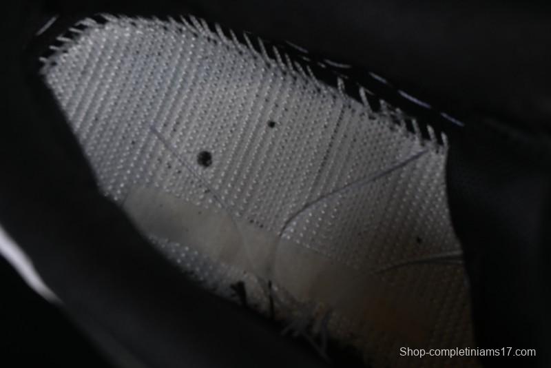 Nike SB Dunk Low Suede Black Skateboarding Shoes - CD2563-006