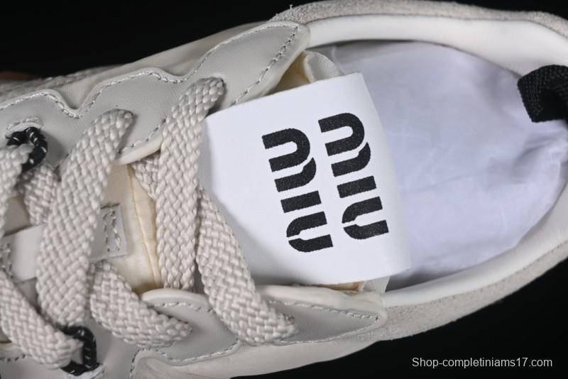 Miu Miu Suede Round Toe Lace-Up Women's Low-Top Casual Shoes in Beige - 99D4