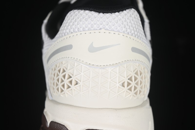 Nike Zoom Vomero 5 Retro Casual Running Shoes with Lightweight EVA Midsole - FJ2028-001