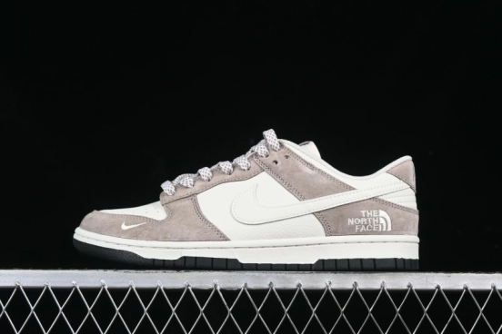Nike SB Dunk Low The North Face Collaboration Anniversary High-End Custom Low-Top Casual Skate Shoes - DJ2024-063