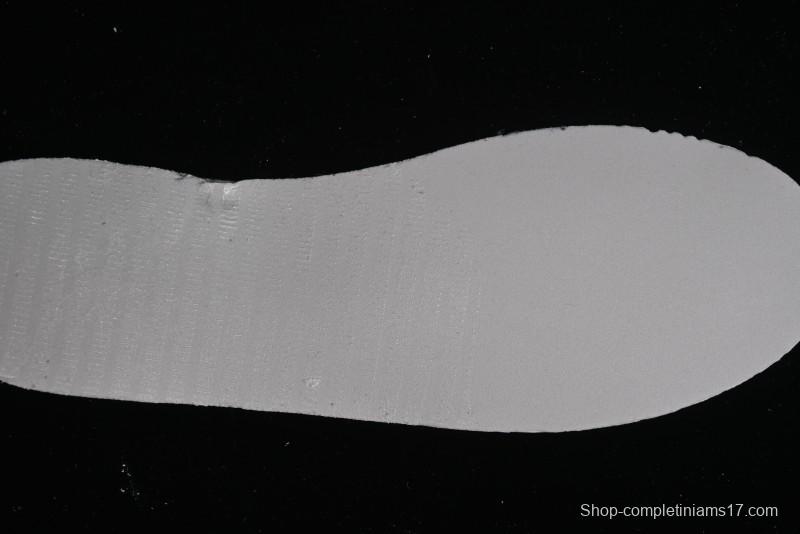 Nike Dunk Low SB Skateboarding Shoes in White Blue Red Colorway - FV8119-161