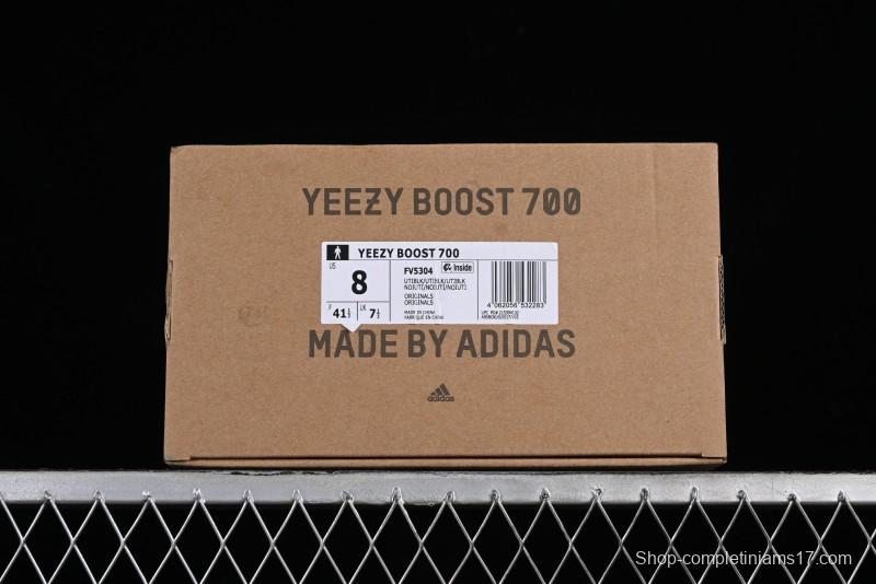 Adidas Yeezy Boost 700 V2 Utility Black Running Shoes with 3M Reflective Details - FV5304