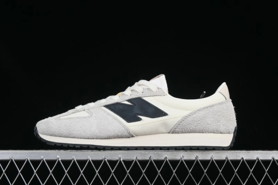 New Balance NB471 Series Fabric and Leather Casual Lifestyle Shoes - U471AM