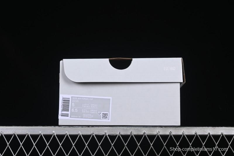 Nike Air Force 1'07 Low Casual Sneakers with Full-Length Air Cushion - IH0640-161