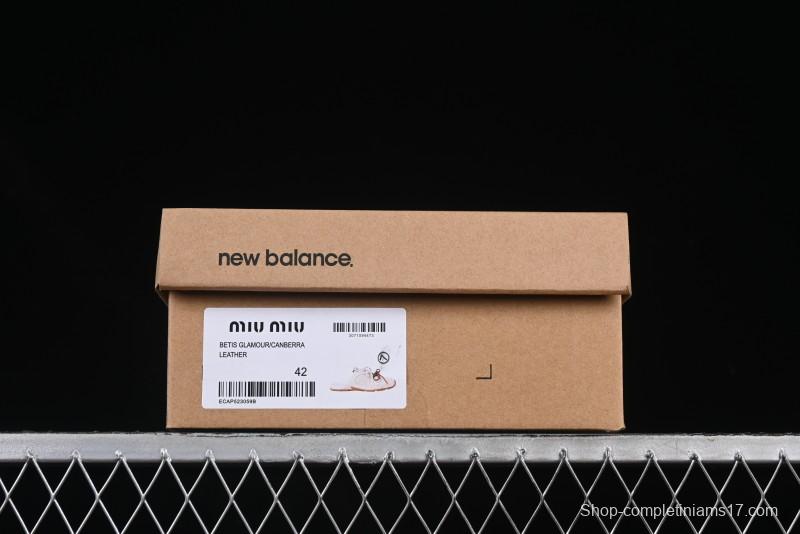 Miu Miu x New Balance 530 Deconstructed Low-Top Retro Sneakers with Dual Lace Design - AJD4