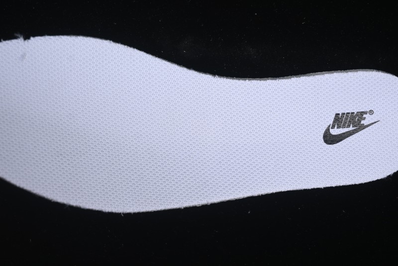 Nike Runtekk Run Retro Low-Top Running Shoes with Cushlon Midsole and Anti-Slip Design - FN0738-107