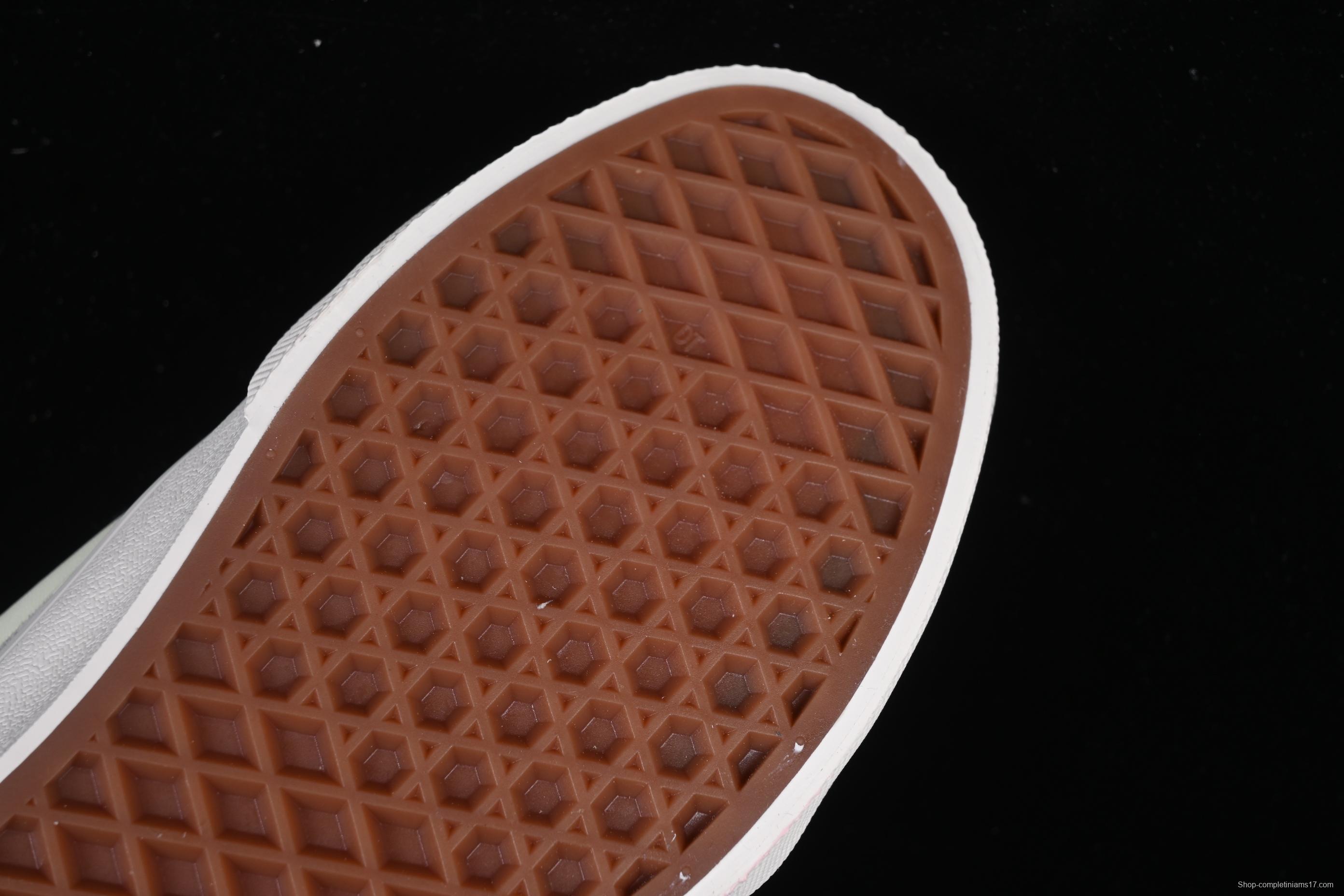 Vans Knu Skool Low-Top Retro Chunky Sneakers - VN000D6CZ5D