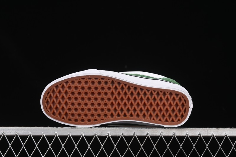 Vans Knu Skool Low Top Retro Chunky Sneakers - VN000D6ZBR1