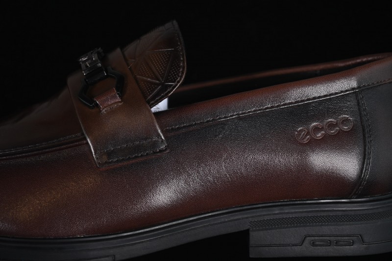 ECCO London Collection Slip-On Business Men's Leather Shoes with Wide Toe Design and Innovative Sole - 61160801002
