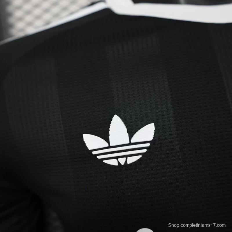 Player Version 25/26 Liverpool Black Goalkeeper Jersey