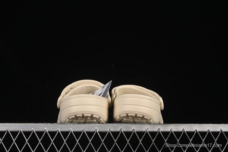 Crocs Classic Clog Two-Way Beach Sandals with Ventilation Holes - B.D4