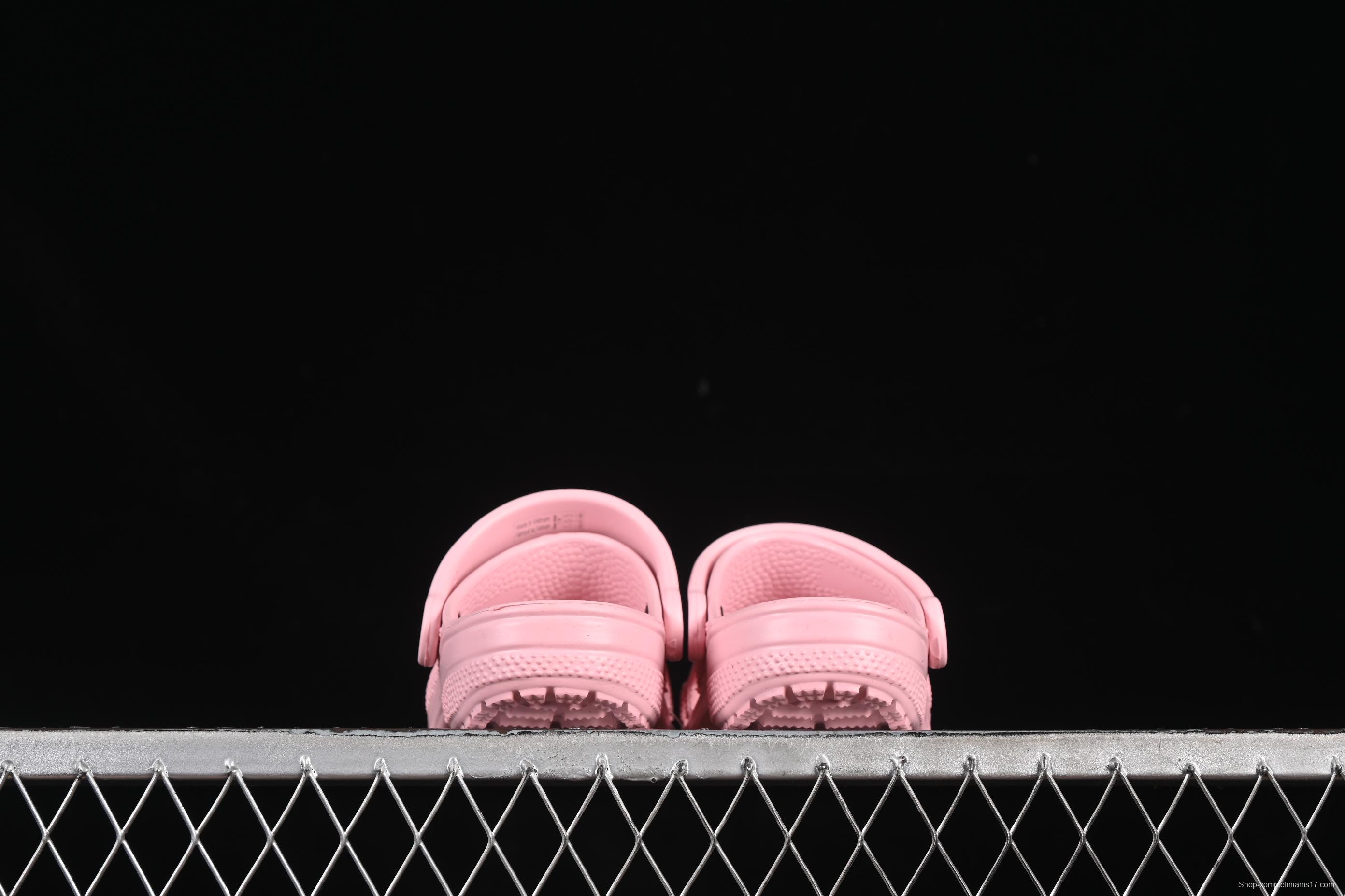 Crocs Classic Clog Kids Lightweight Slip-Resistant Comfortable Sandals - Classic