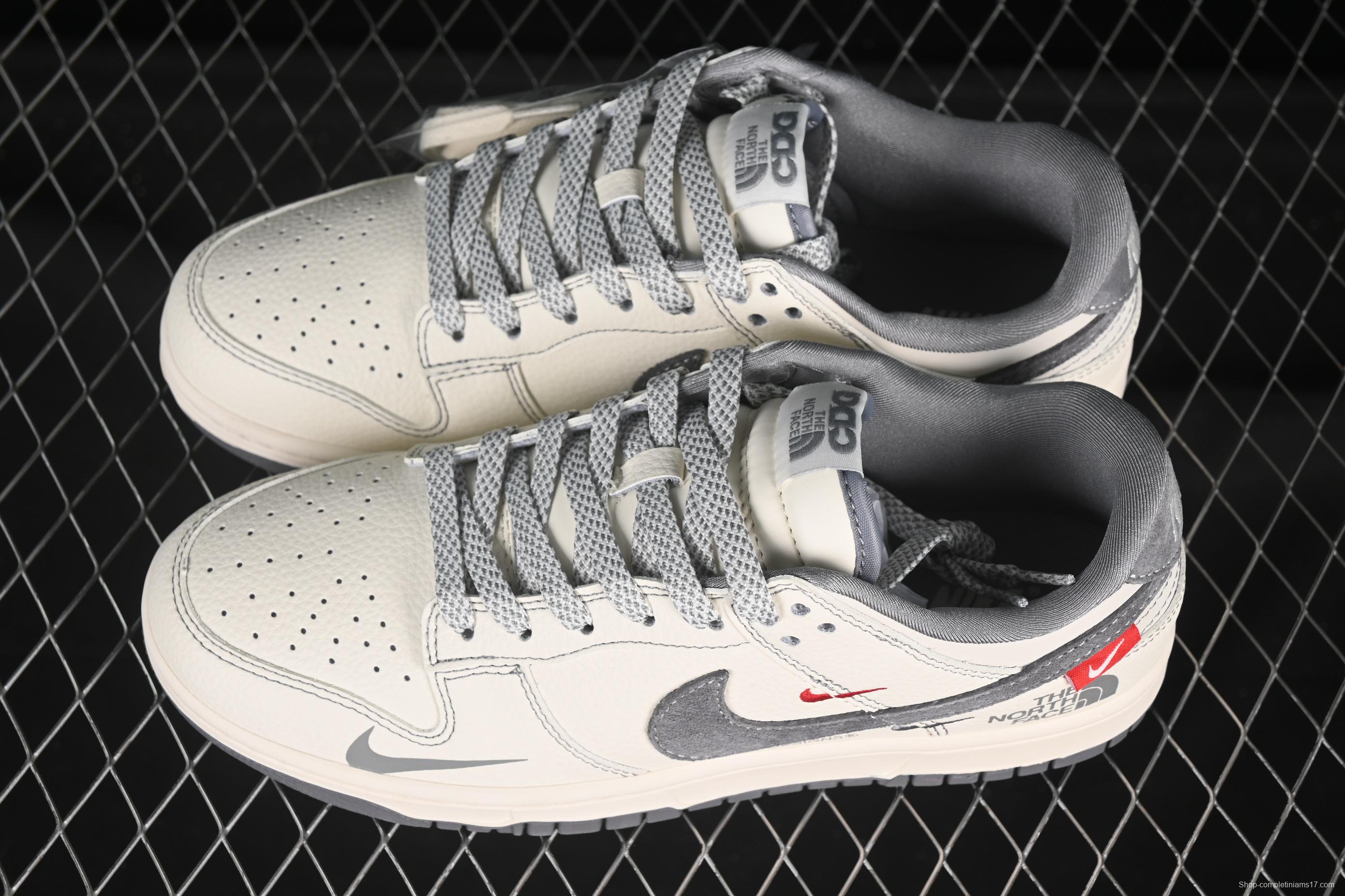 Nike SB Dunk Low The North Face Collaboration Anniversary Edition Customized Low-Top Skate Shoes - YX5066-340