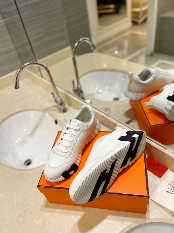 2024 Unisex Hermès White Black Imported Silk Lambskin Fabric Sneakers MJ00320