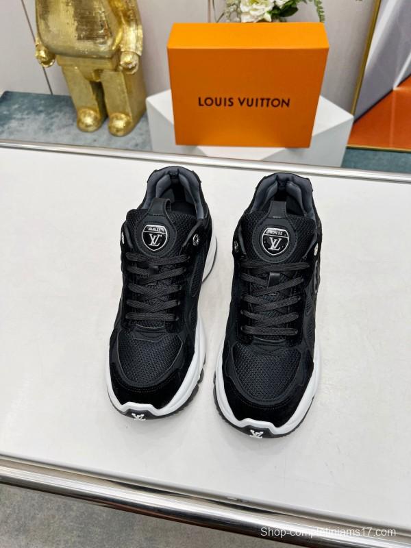 2025 Unisex Louis Vuitton Black Mesh Suede Running Shoes LY00340