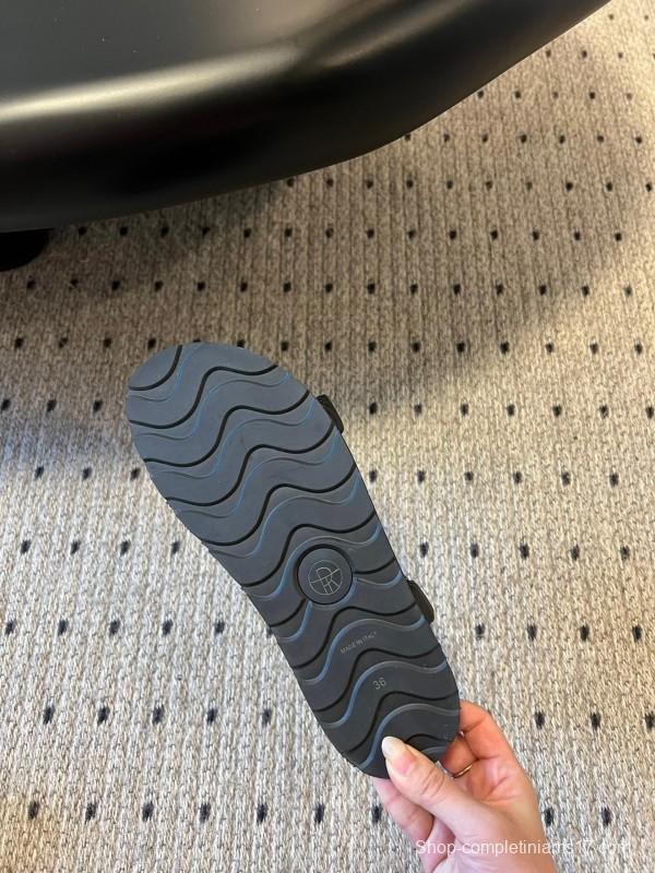 2025 Women The Row Black Leather Flat Sandals KFY00270