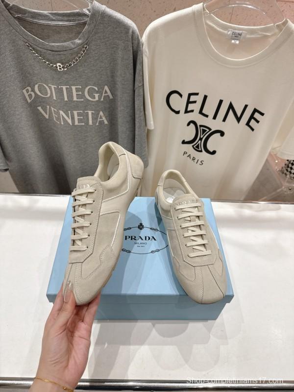 2025 Unisex Bottega Veneta White Leather Sneakers