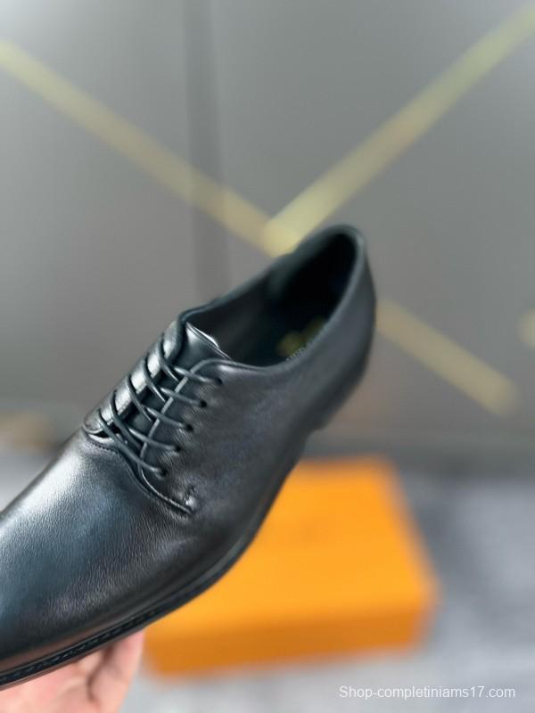 2024 Men Louis Vuitton Black Leather Formal Shoes MJ00380