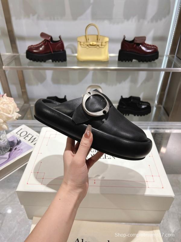 2025 Unisex Alexander McQueen Black Leather Mule Shoes Flexion Anatomical Sole KFY00300