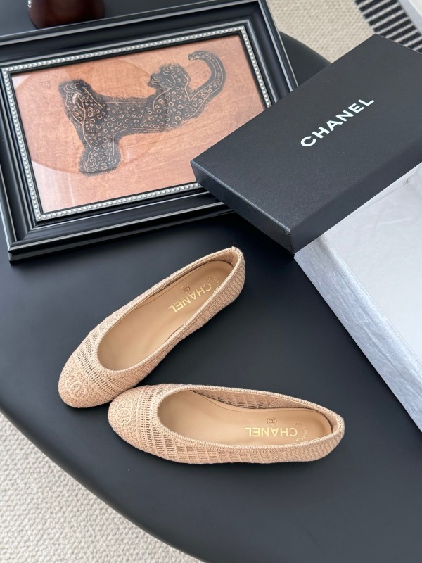 2025 Women Chanel Beige Knit Ballet Flats LY00280