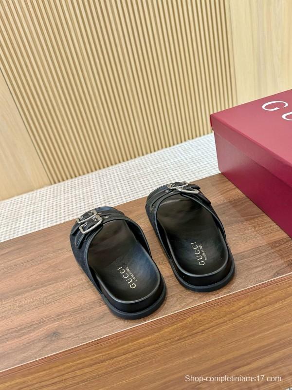2025 Women Gucci Black Leather Slippers LY00240