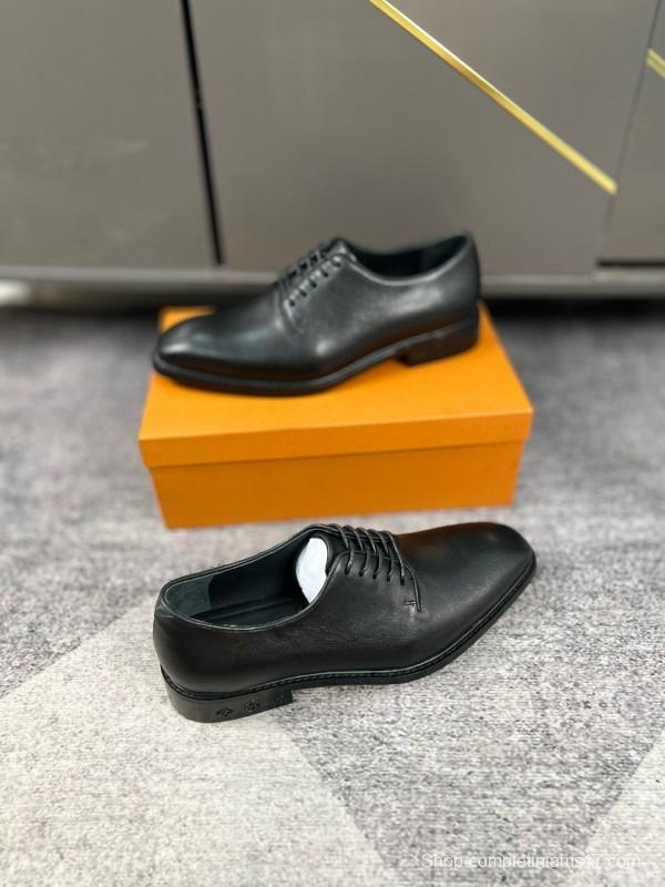 2024 Men Louis Vuitton Black Leather Formal Shoes MJ00380