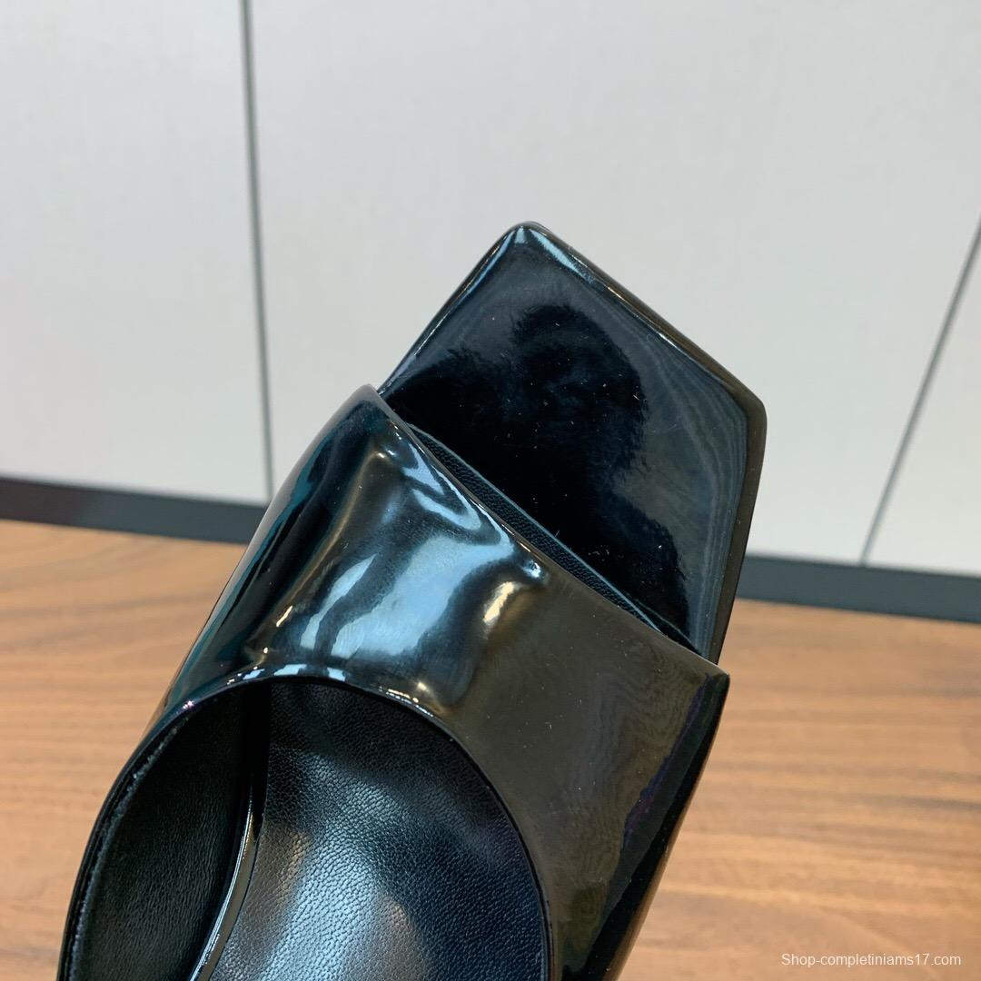 2025 Women VERSACE Black Patent Leather Slippers