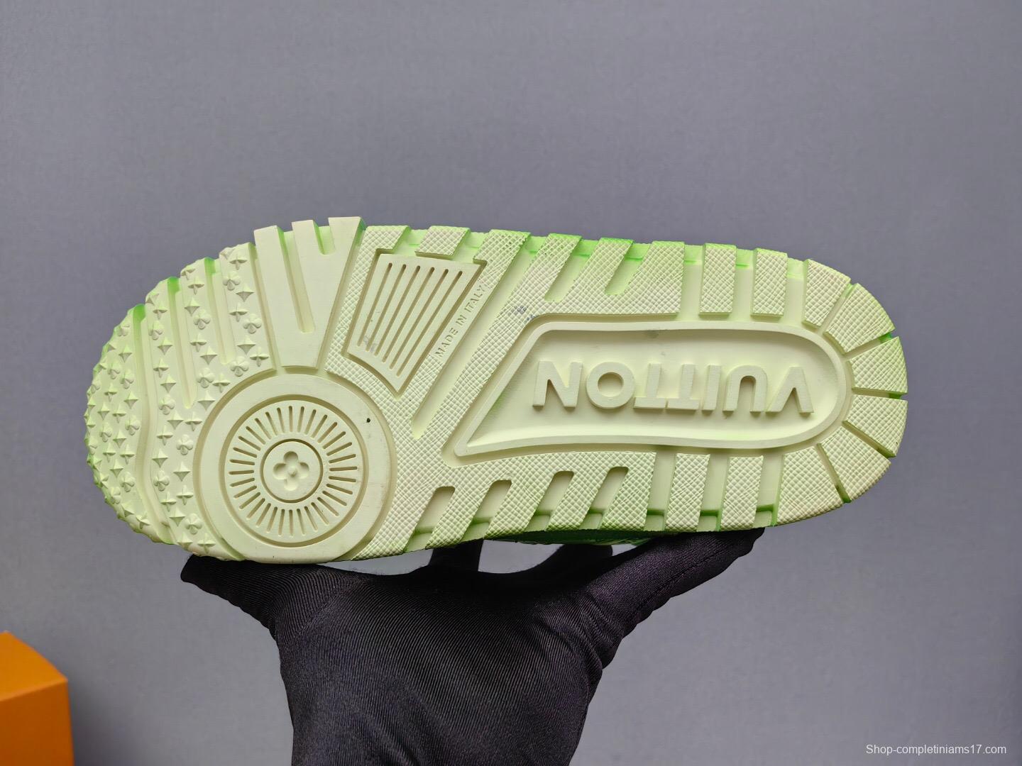 2025 Unisex Louis Vuitton Green Mesh Suede Trainer KFY00510