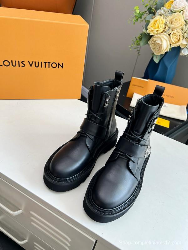 2024 Women Louis Vuitton Black Calf Leather Ankle Boots MJ00310