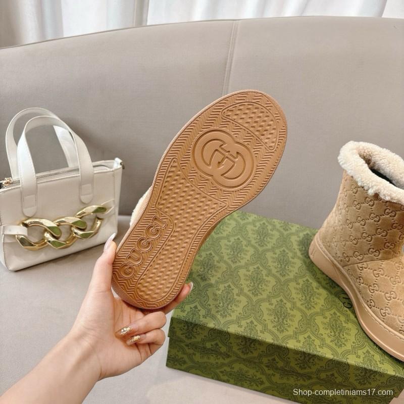 2024 Women Gucci beige suede snow boots with shearling lining MJ00350