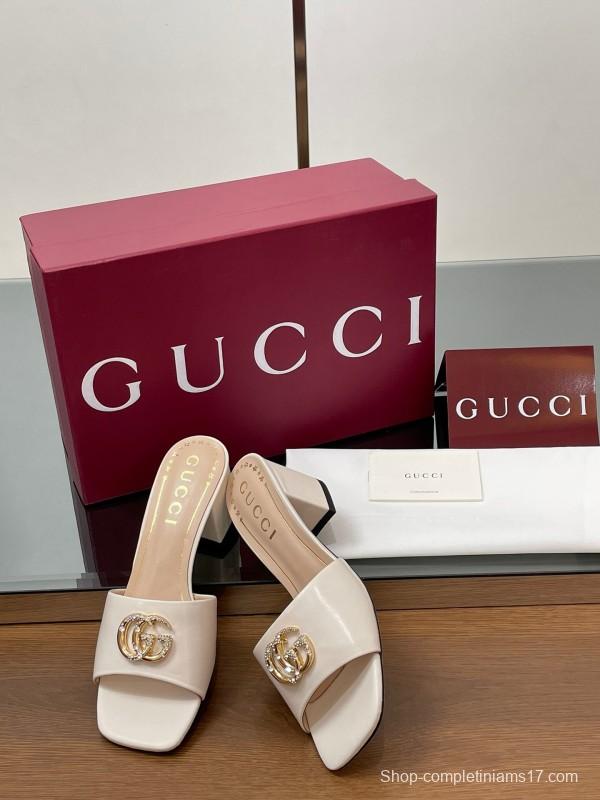 2025 Women Gucci Beige Leather Block Heel Sandals GG Crystal Buckle LY00280