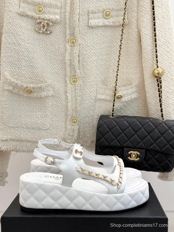 2025 Women Chanel White Leather Sandals Chain Decoration KFY00270