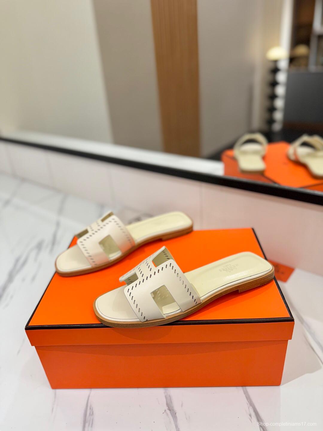 2025 Women Hermès White Leather Slippers KFY00260
